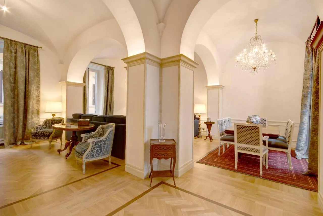 Casa vacanze Trinità dei Monti 3 Bedroom Apartment with Terrace Roma