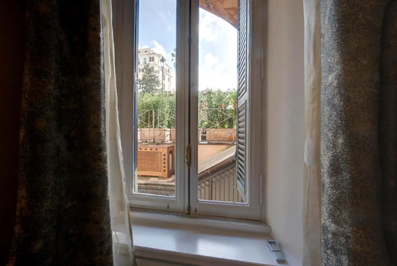 Trinita Dei Monti 3 Bedroom Apartment With Terrace Rome 0*,